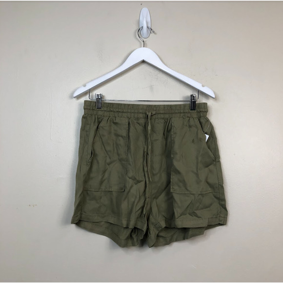 OAT Women's Tencel Drawstring High-Waisted Cuffed Shorts Dark Green XL. $49 NWT - Picture 2 of 3
